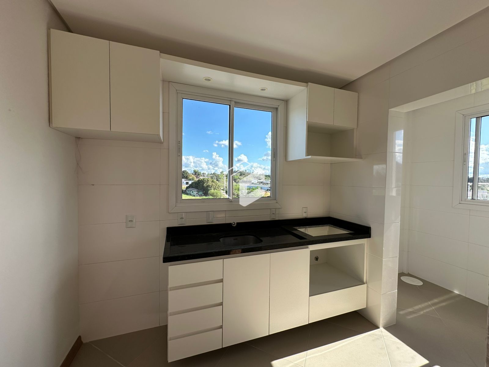 Apartamento à venda com 2 quartos, 66m² - Foto 5