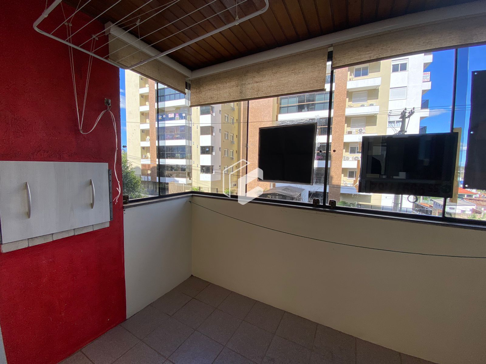 Apartamento à venda com 2 quartos, 71m² - Foto 3