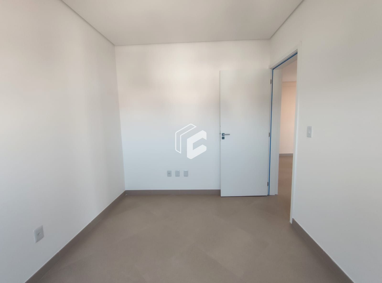 Apartamento à venda com 2 quartos, 76m² - Foto 10