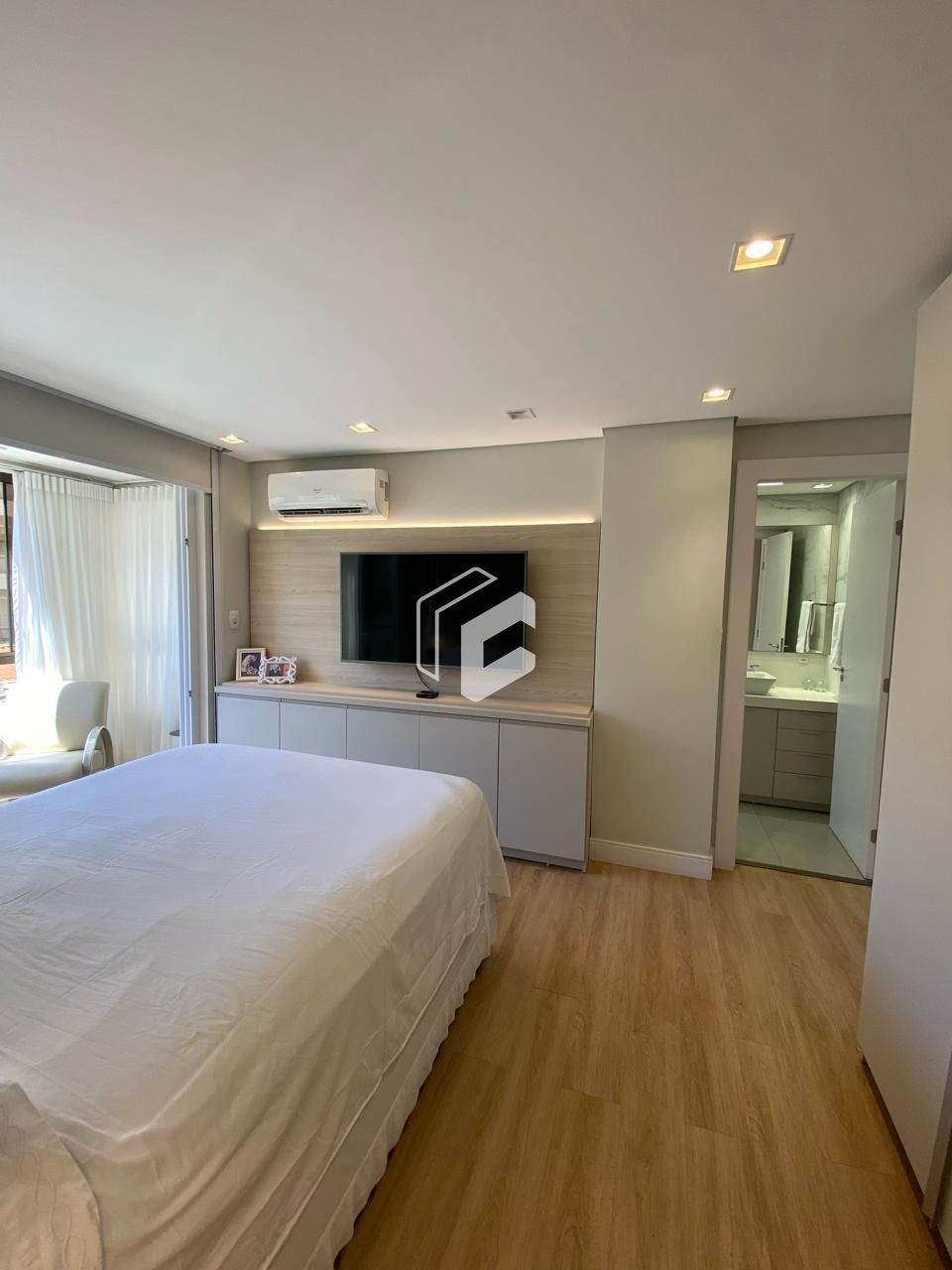 Apartamento à venda com 3 quartos, 148m² - Foto 23