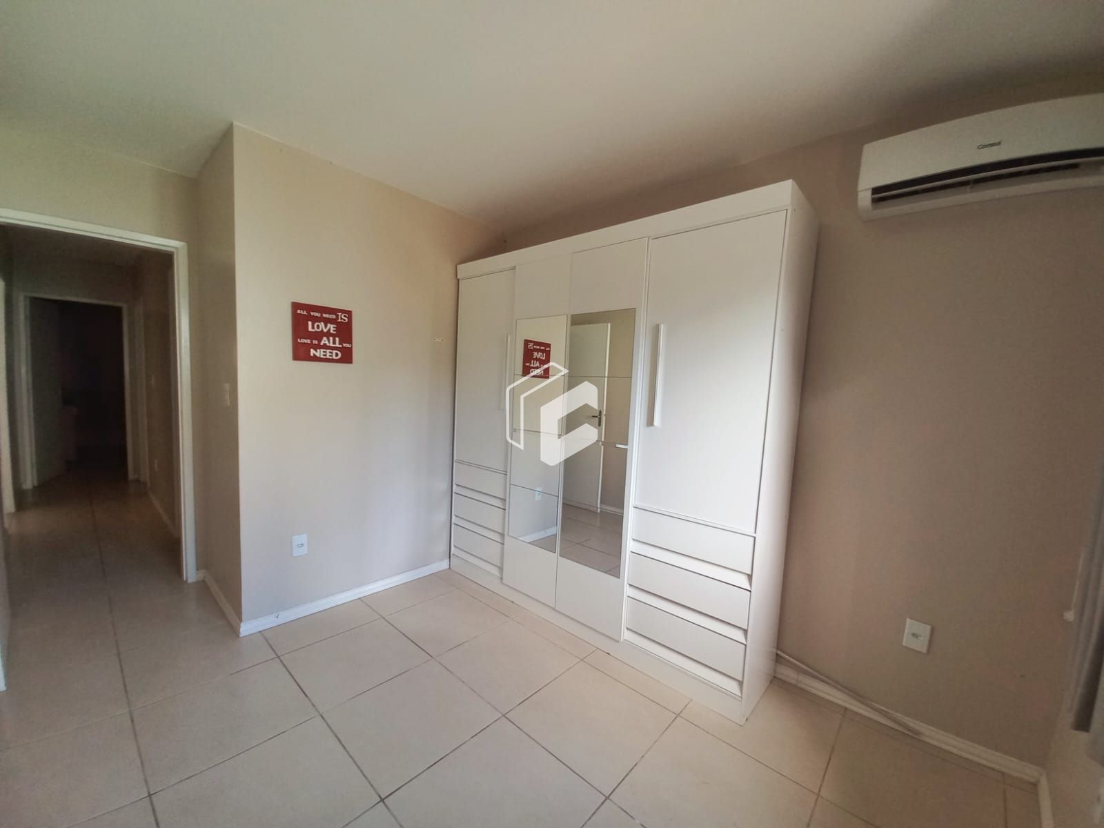 Casa à venda com 3 quartos, 87m² - Foto 12