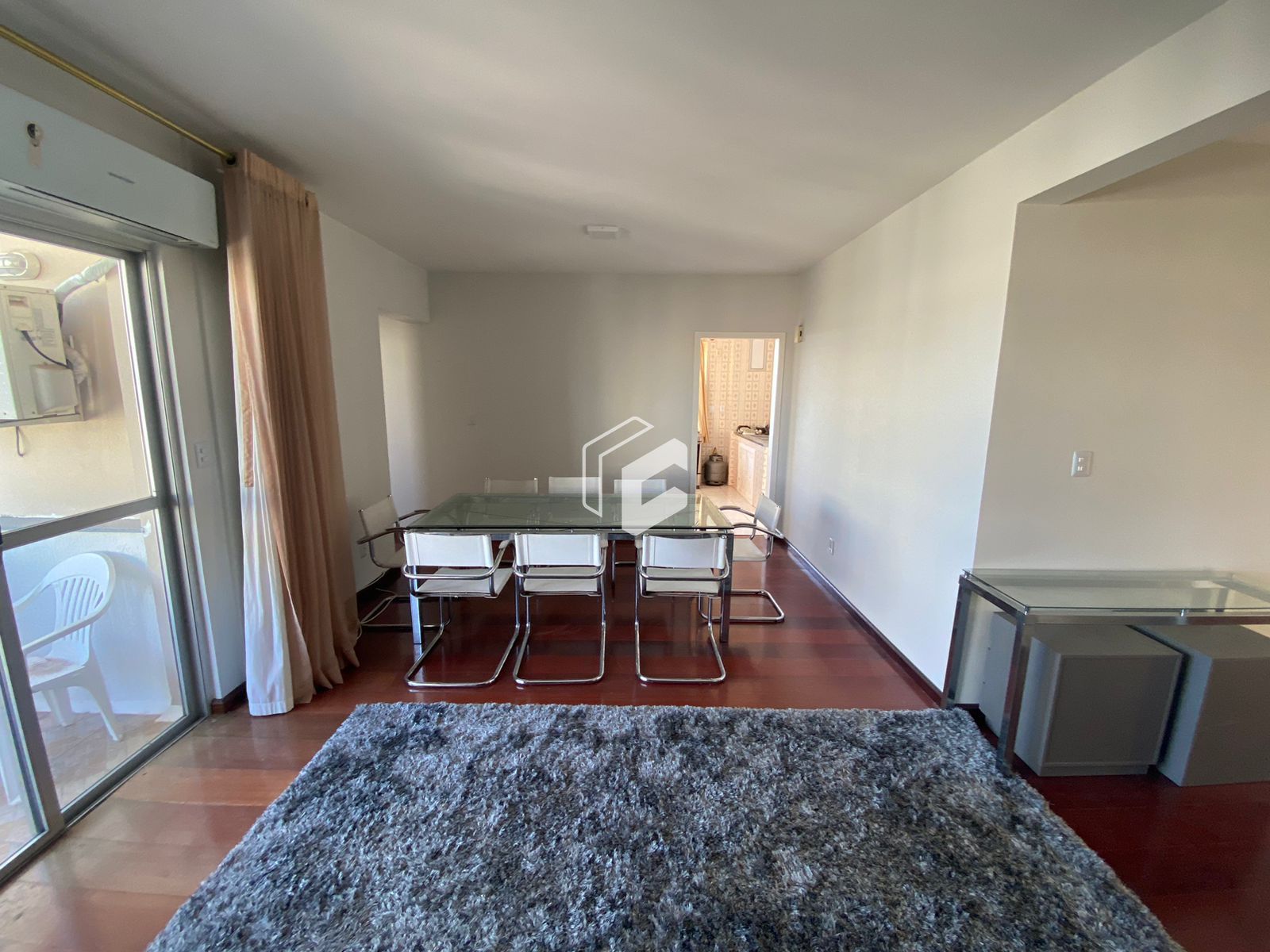 Apartamento para alugar com 2 quartos, 122m² - Foto 6