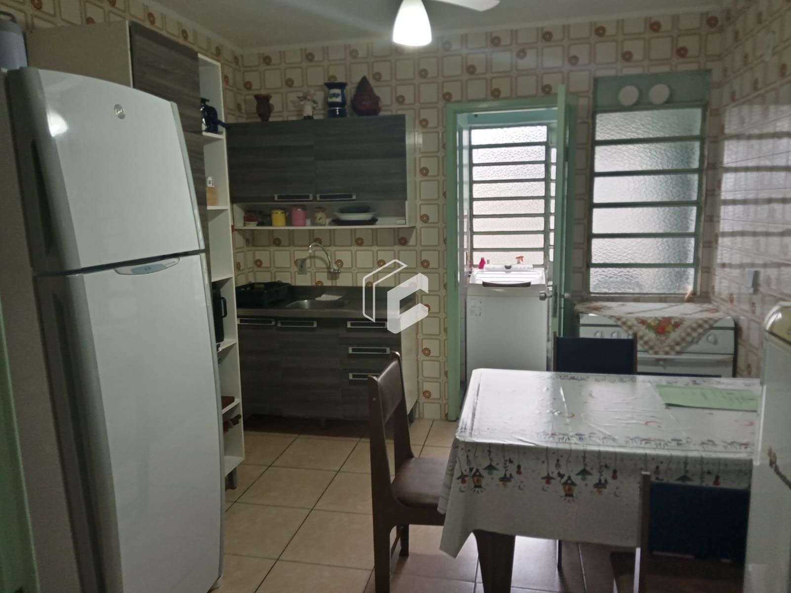 Apartamento à venda com 3 quartos, 99m² - Foto 4