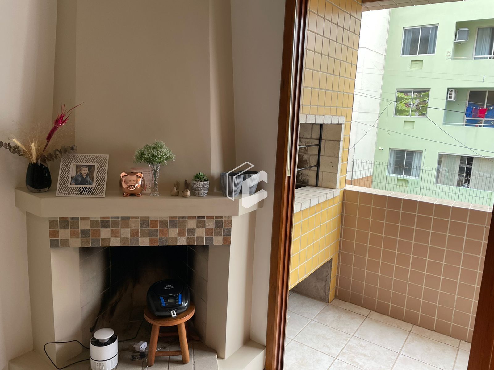 Apartamento à venda com 3 quartos, 101m² - Foto 8