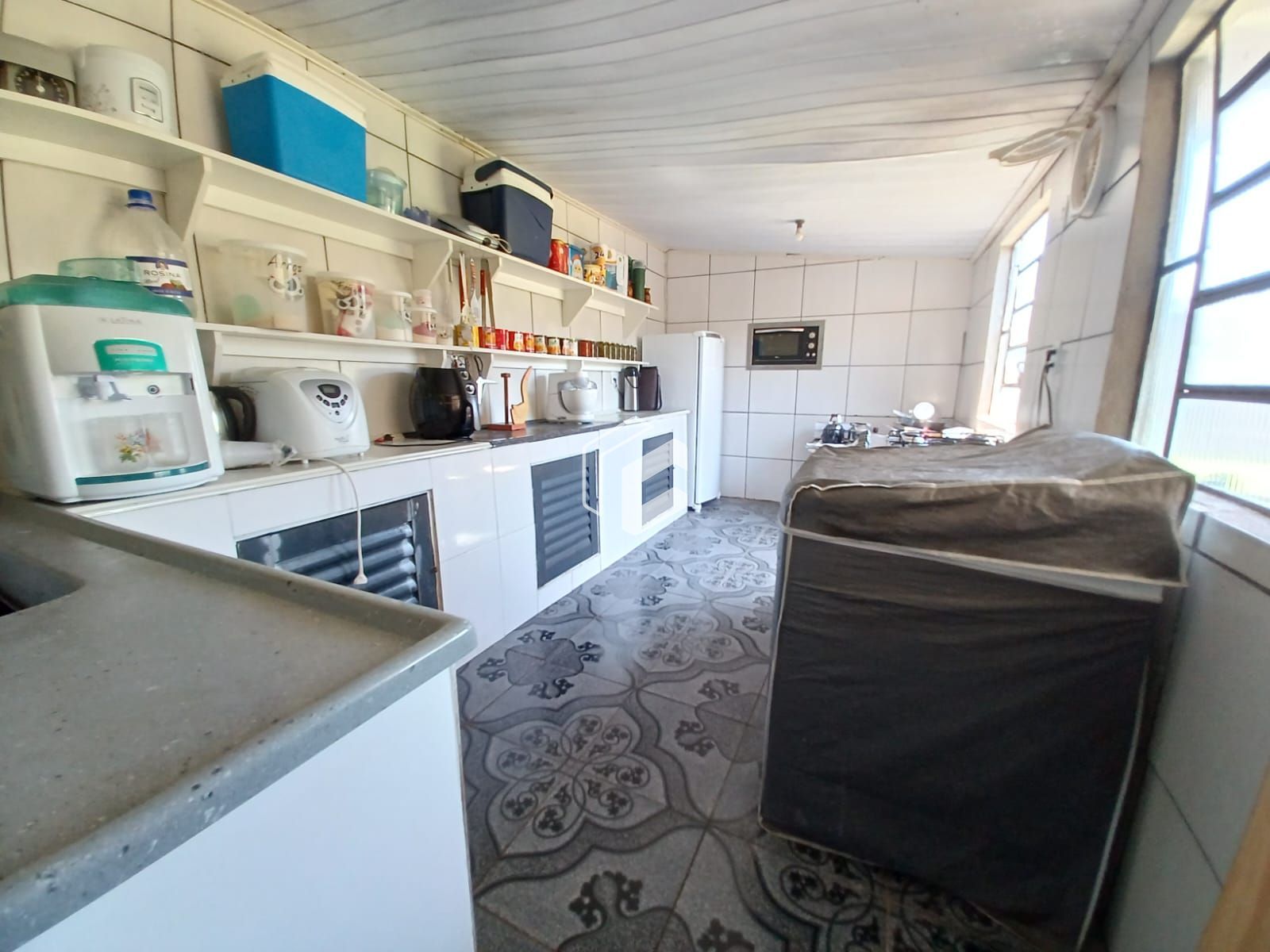 Casa à venda com 3 quartos, 200m² - Foto 14