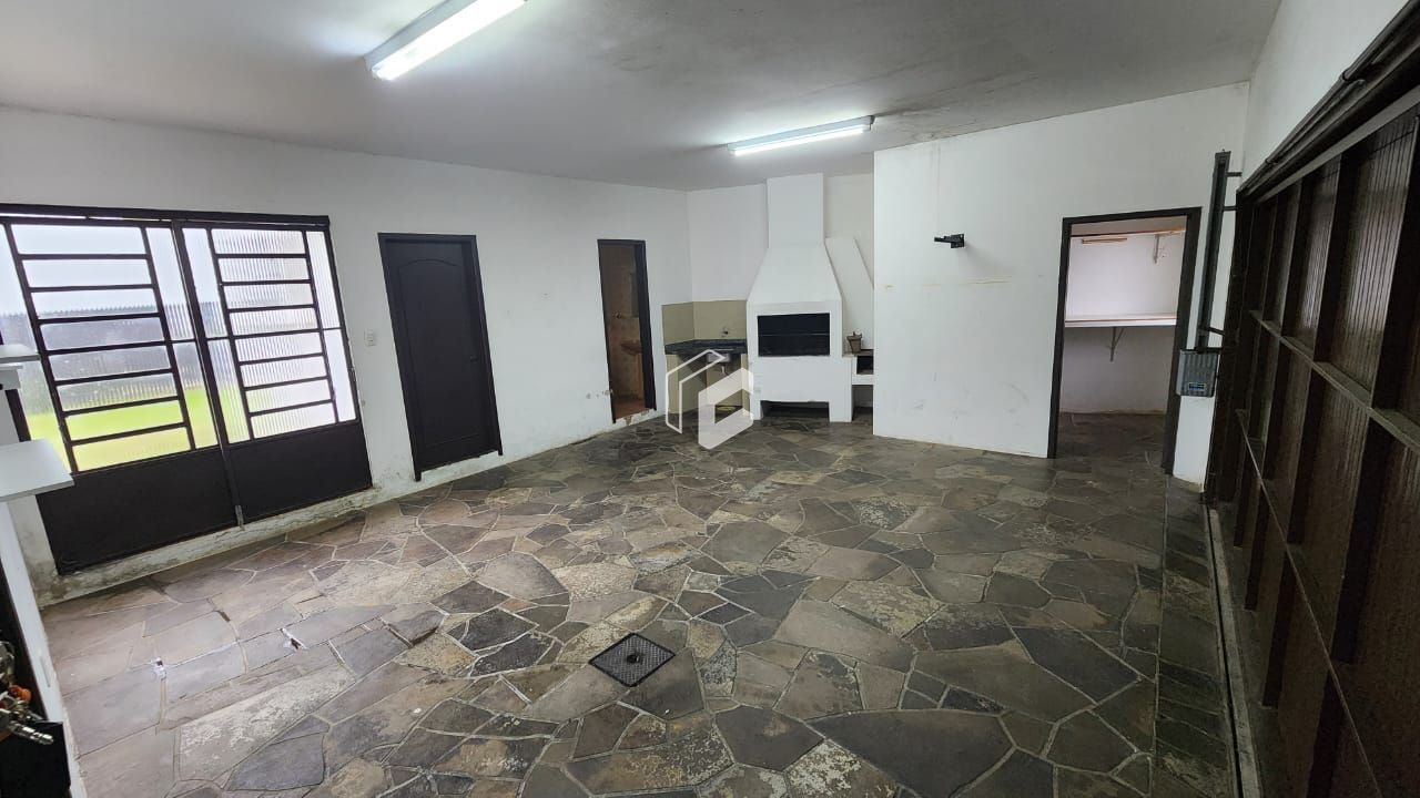 Casa à venda com 3 quartos, 240m² - Foto 17