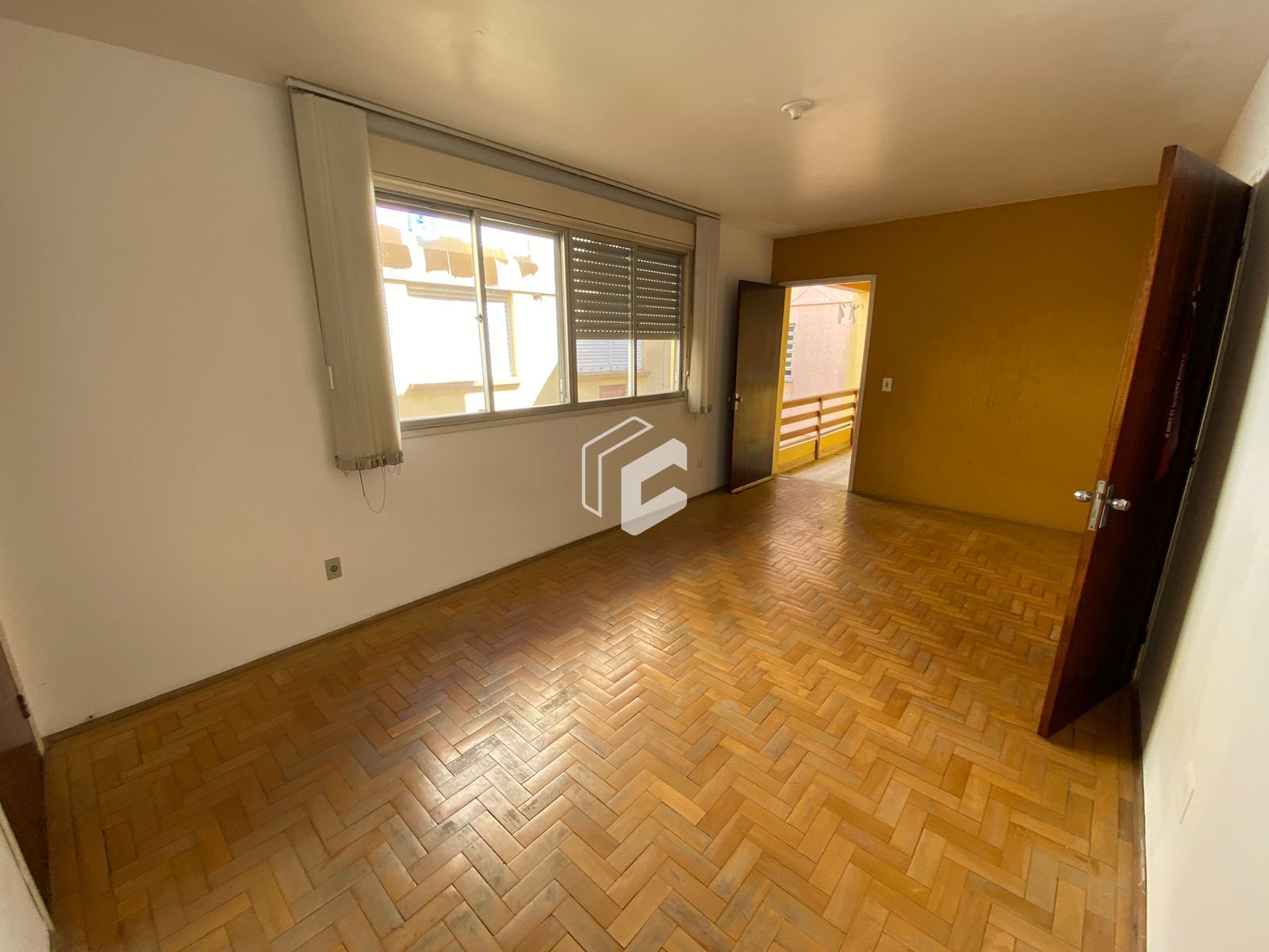 Apartamento à venda com 3 quartos, 95m² - Foto 2