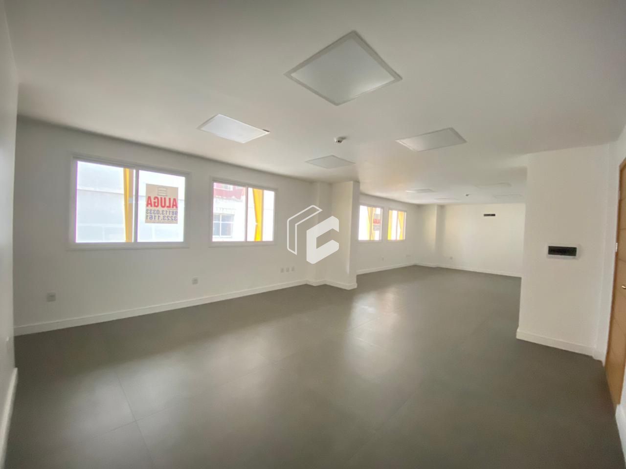 Conjunto Comercial-Sala para alugar com 1 quarto, 34m² - Foto 3