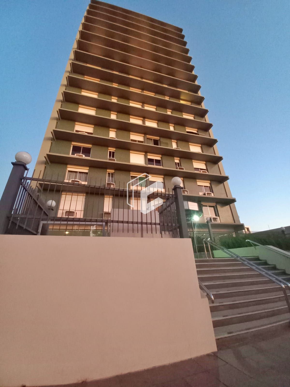 Apartamento, 3 quartos, 132 m² - Foto 1