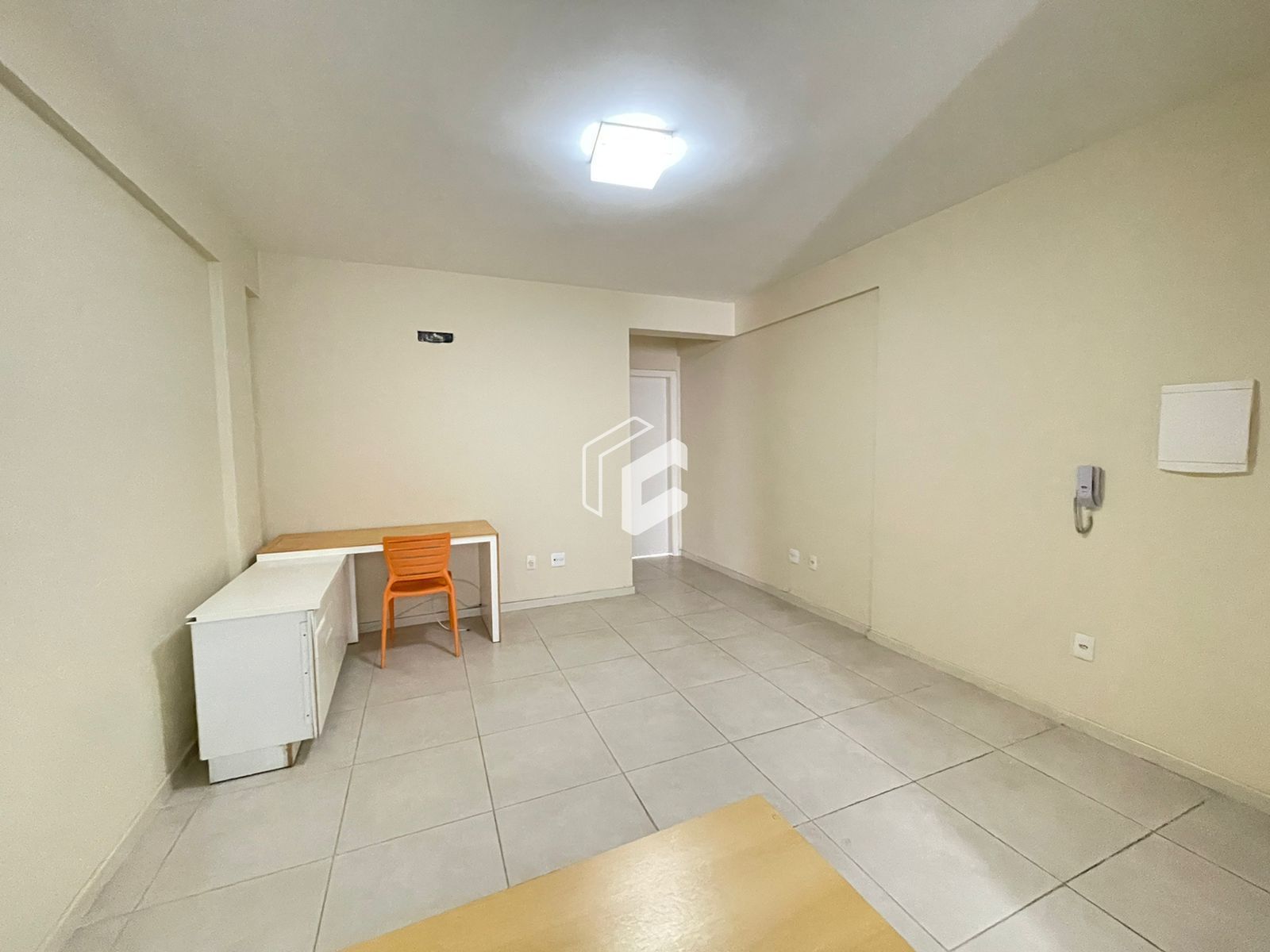 Apartamento à venda com 1 quarto, 44m² - Foto 2