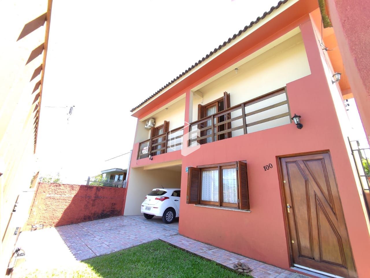 Casa à venda com 4 quartos, 92m² - Foto 2