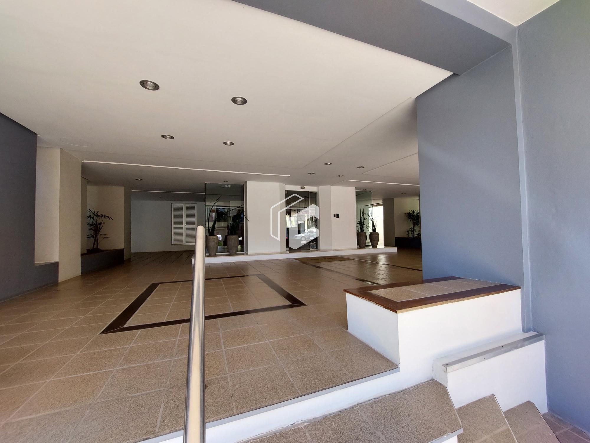 Cobertura, 3 quartos, 253 m² - Foto 2