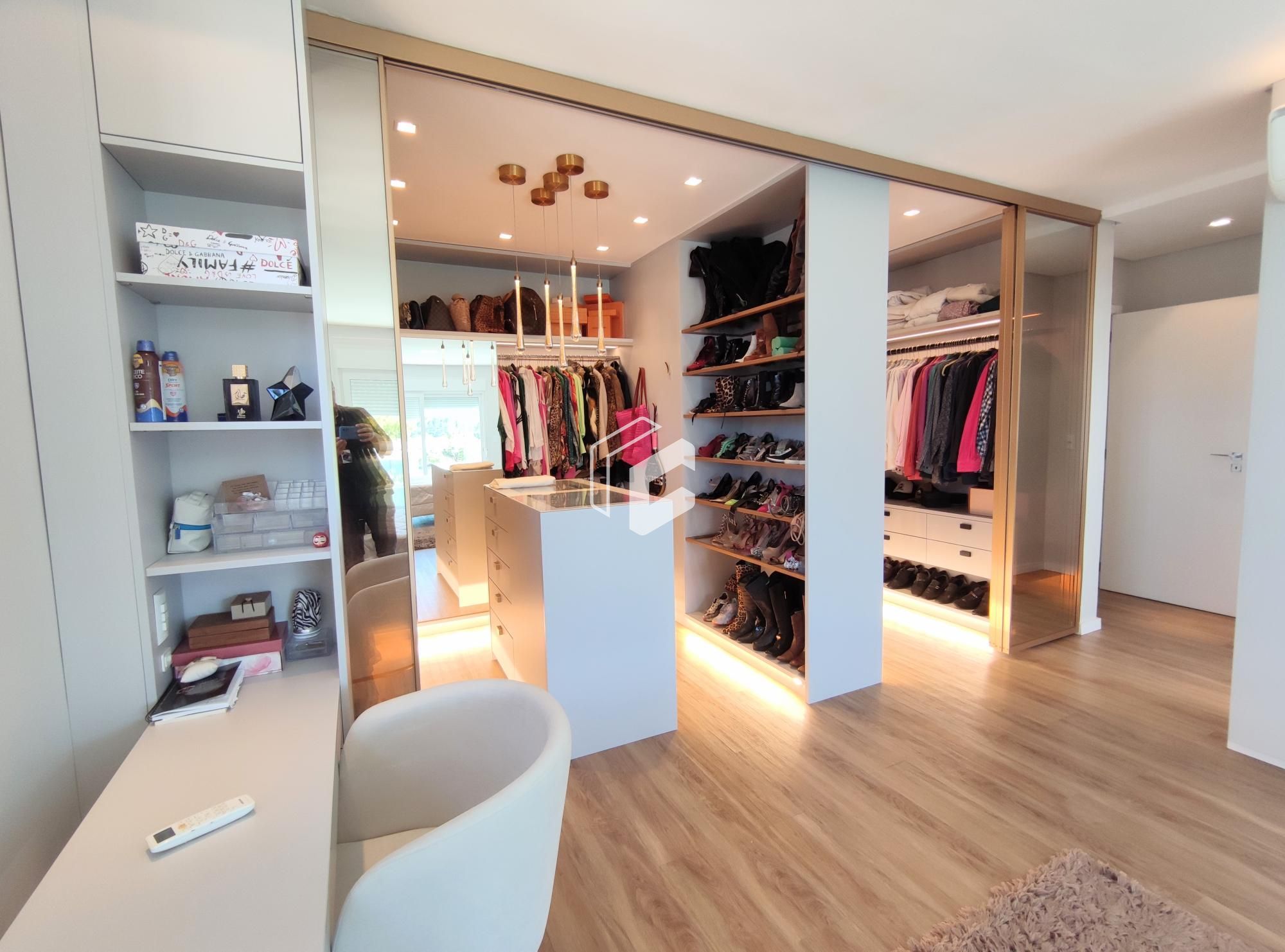 Casa, 3 quartos, 341 m² - Foto 14