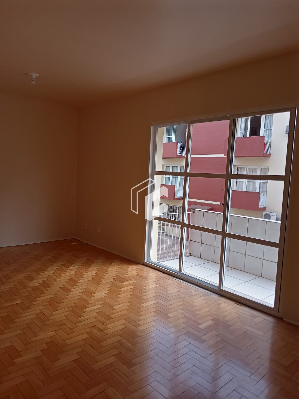 Apartamento à venda com 3 quartos, 107m² - Foto 7