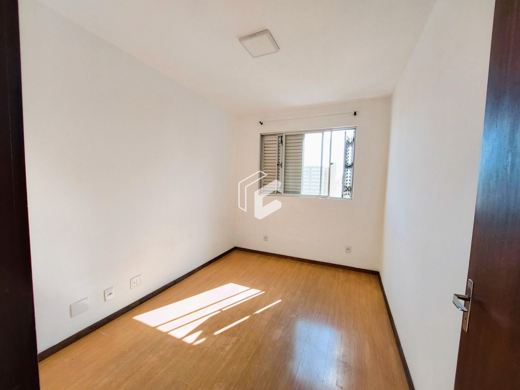 Apartamento para alugar com 2 quartos, 72m² - Foto 3