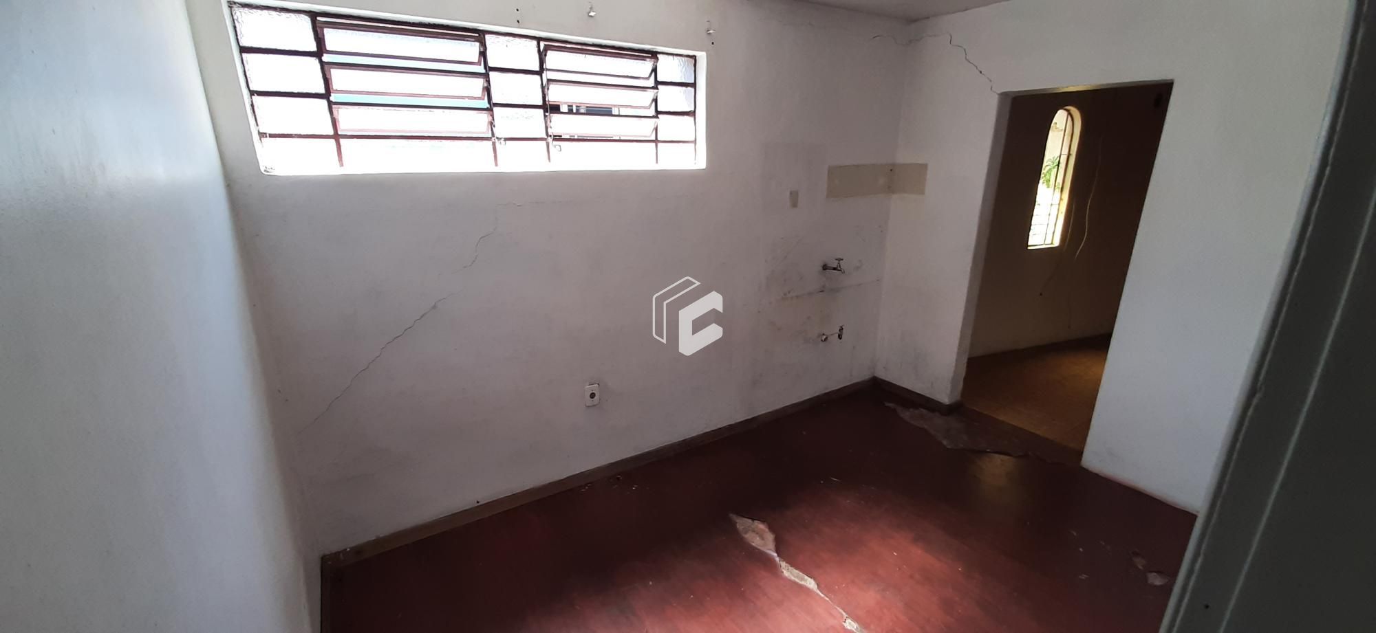 Casa à venda com 5 quartos, 59m² - Foto 9