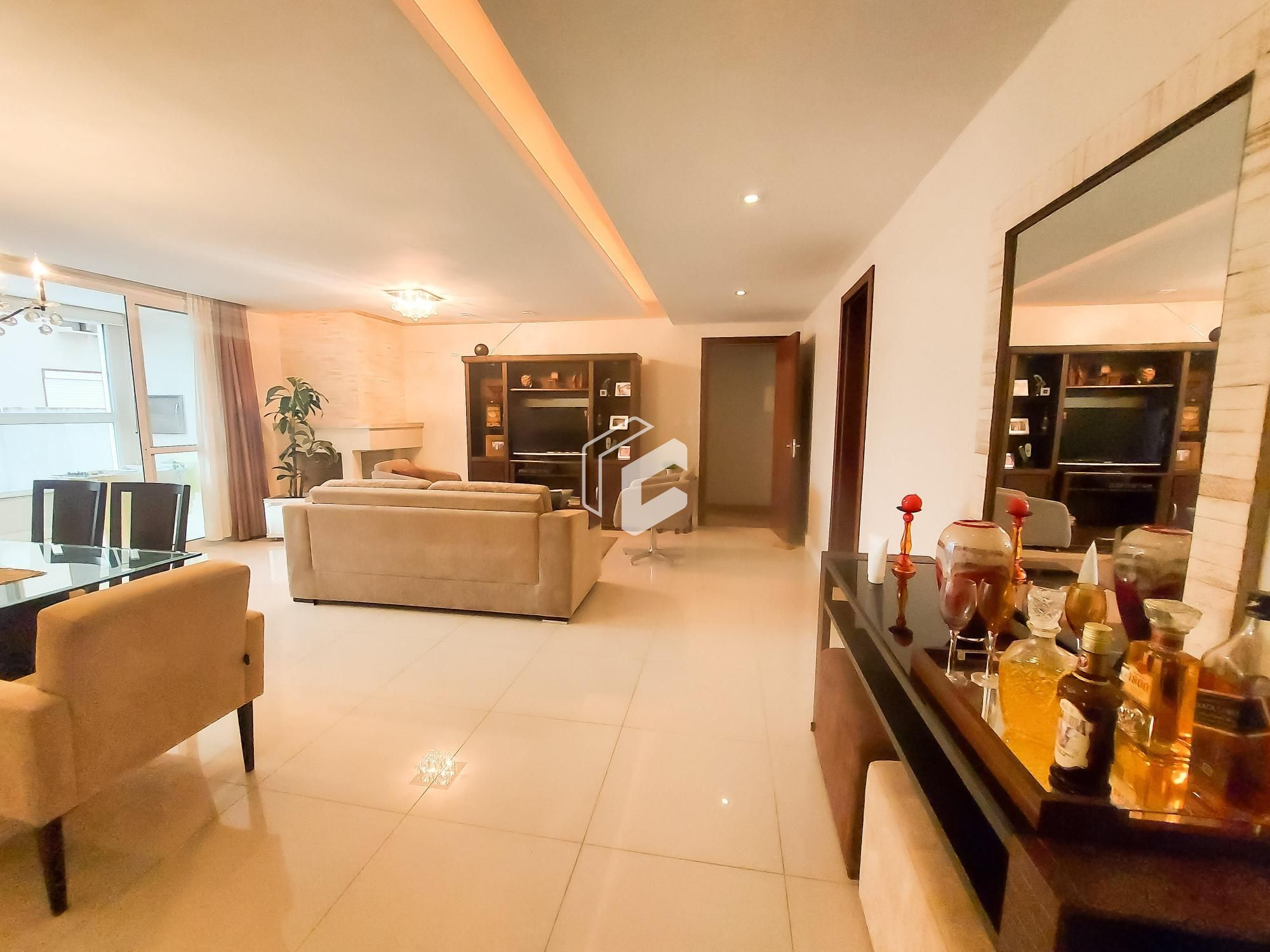 Apartamento, 3 quartos, 131 m² - Foto 3