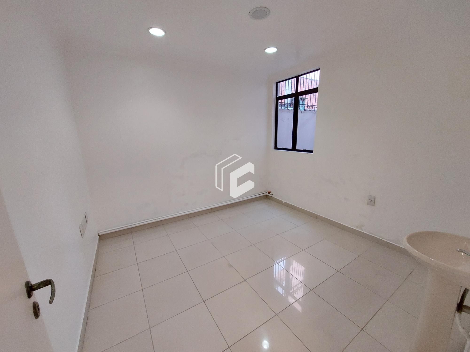 Conjunto Comercial-Sala à venda com 7 quartos, 245m² - Foto 9