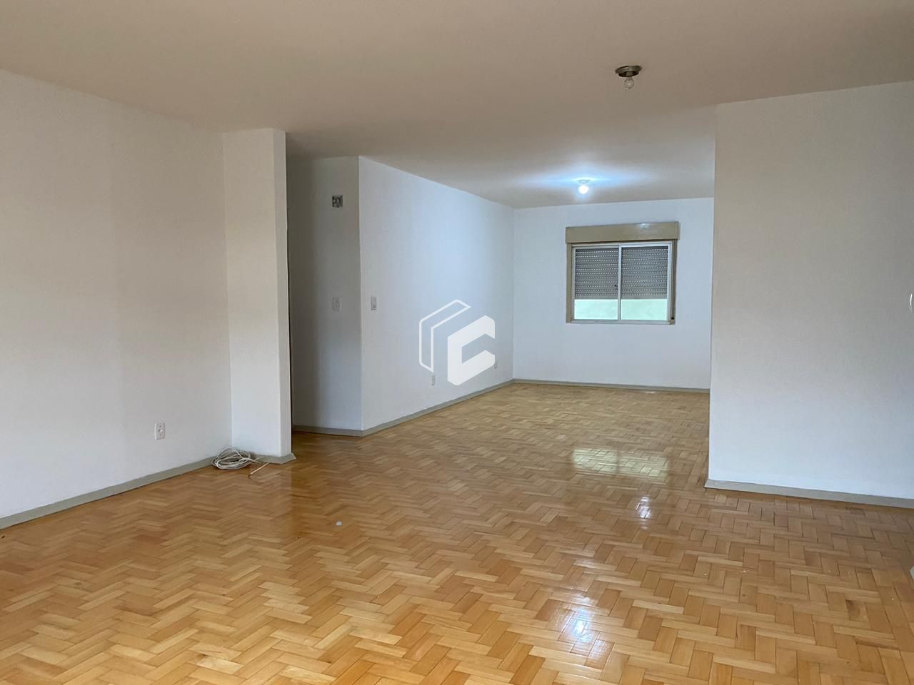 Apartamento à venda com 3 quartos, 133m² - Foto 2