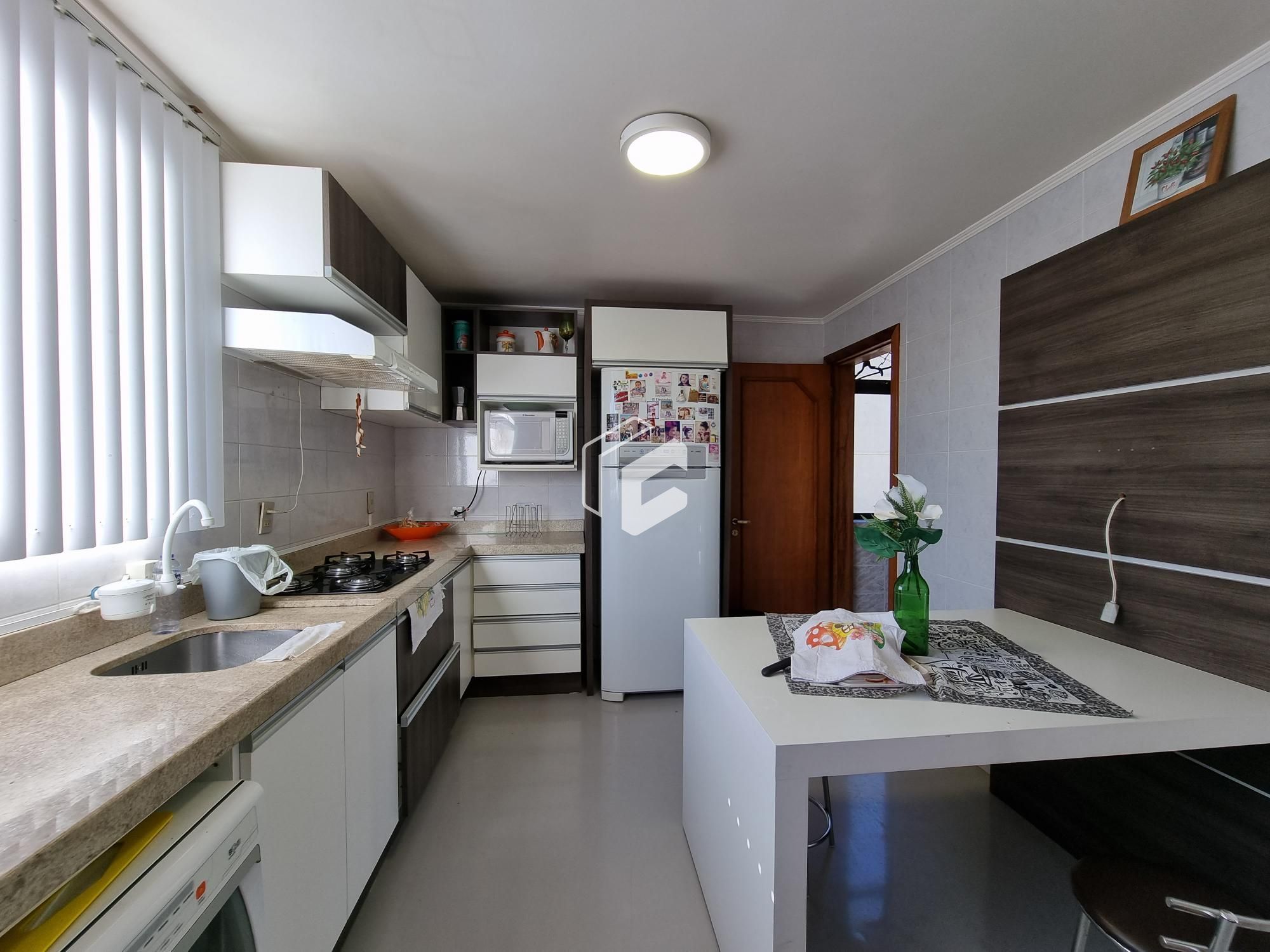 Apartamento à venda com 3 quartos, 116m² - Foto 5