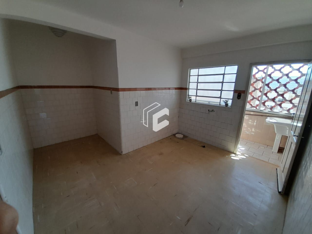 Apartamento à venda com 3 quartos, 107m² - Foto 1