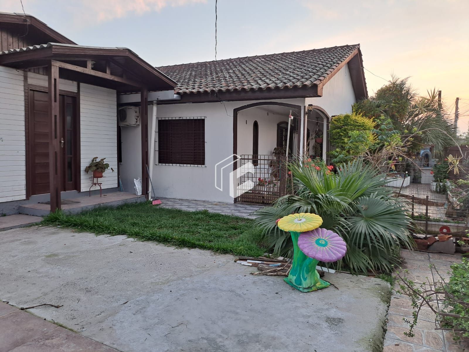 Casa, 3 quartos, 326 m² - Foto 1