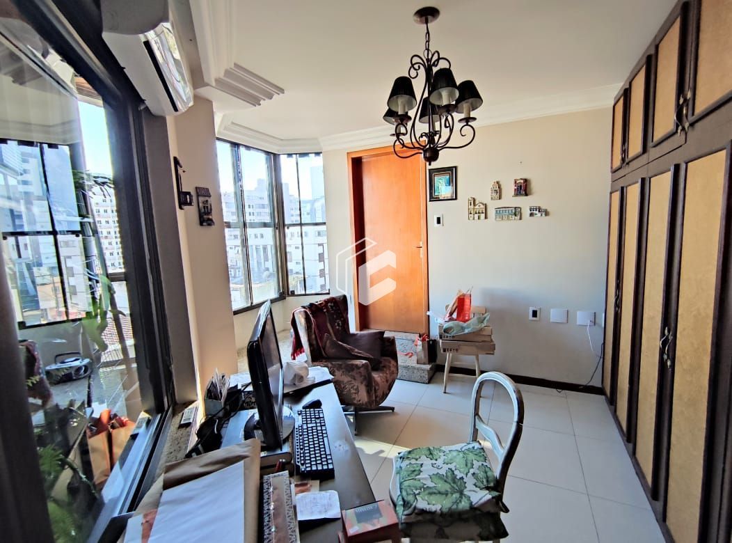 Apartamento à venda com 3 quartos, 189m² - Foto 9