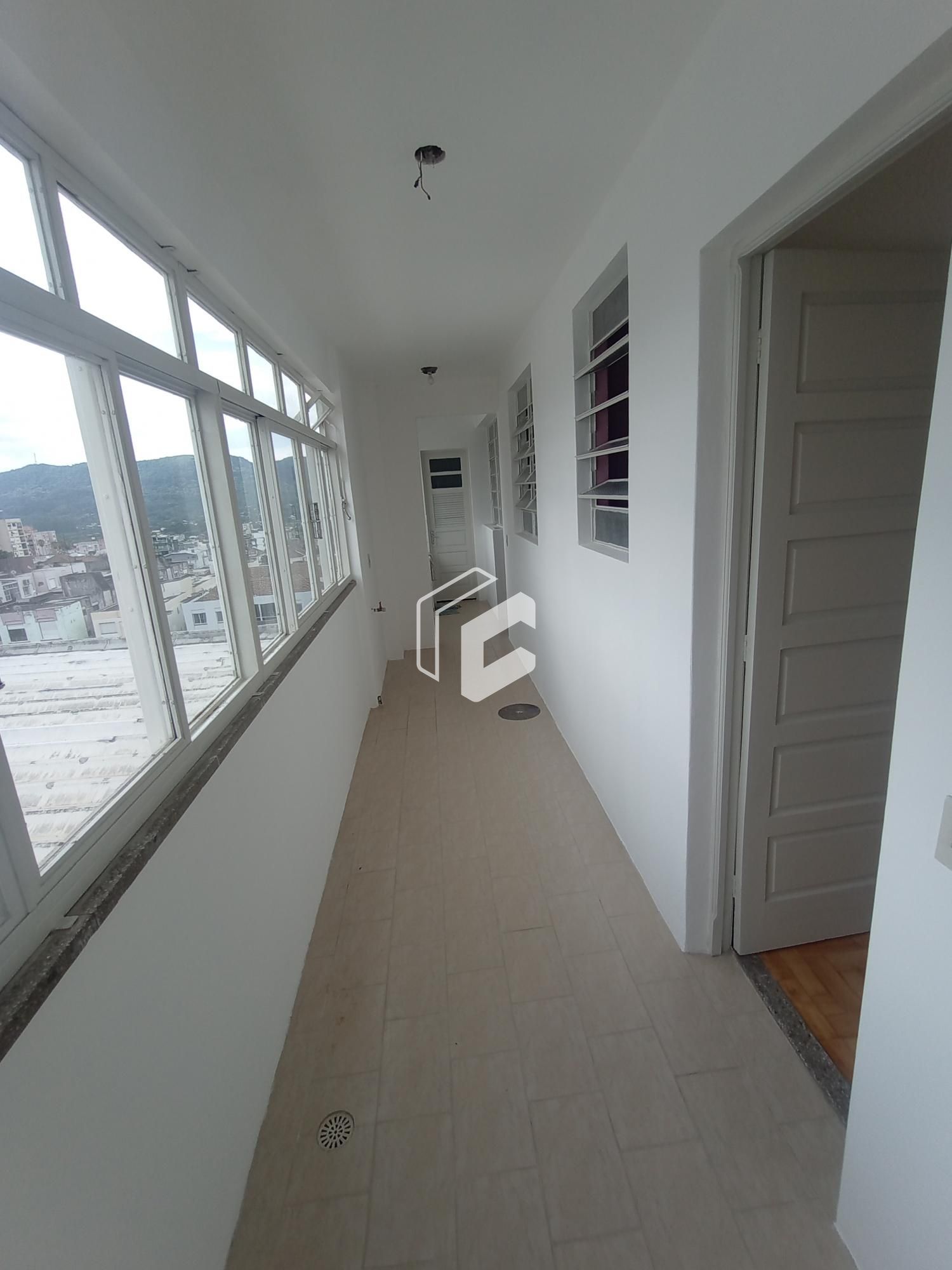 Apartamento à venda com 3 quartos, 143m² - Foto 9