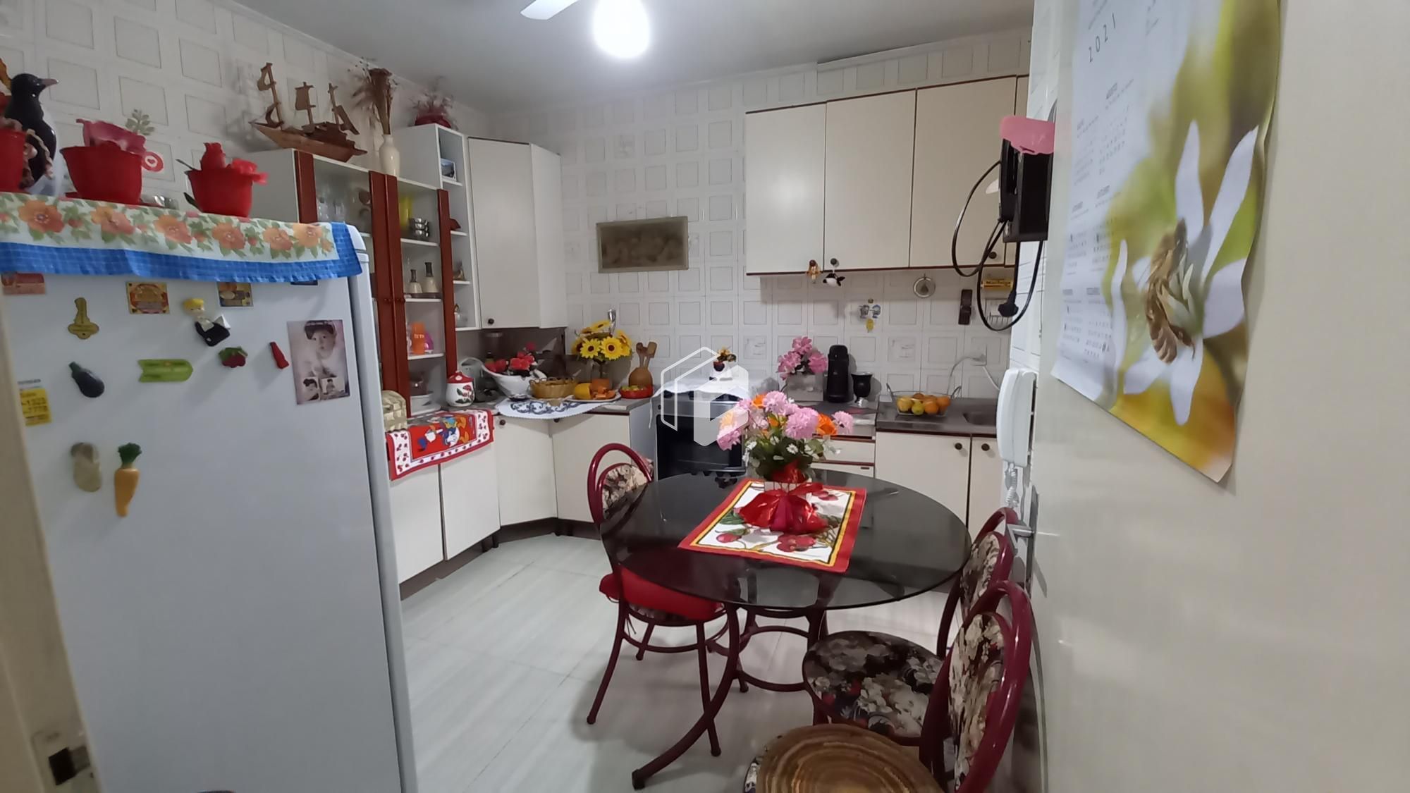 Apartamento para alugar com 3 quartos, 96m² - Foto 11