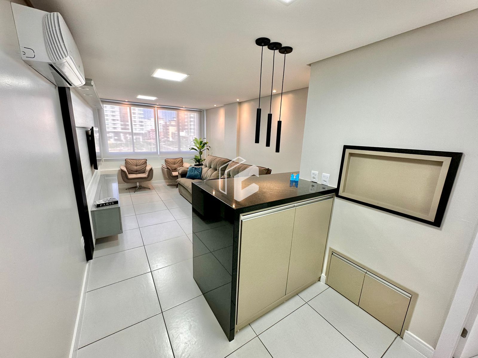 Apartamento à venda com 2 quartos, 64m² - Foto 13