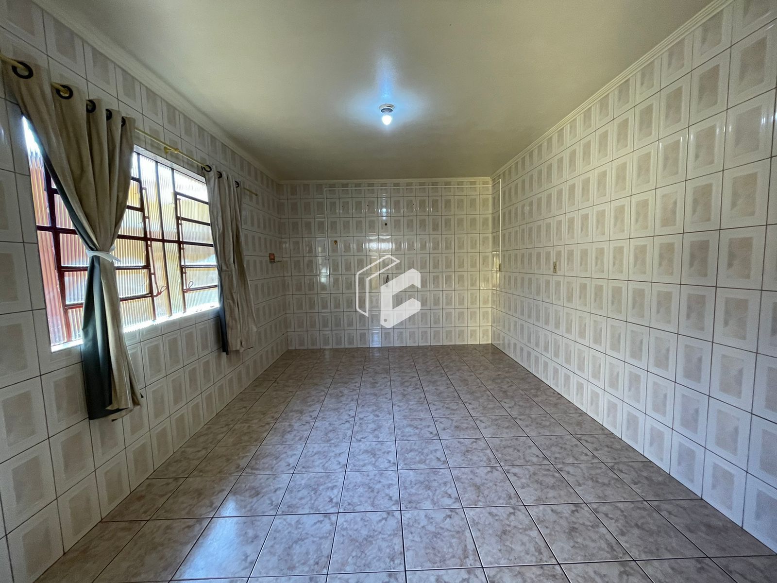 Casa à venda com 3 quartos, 96m² - Foto 13