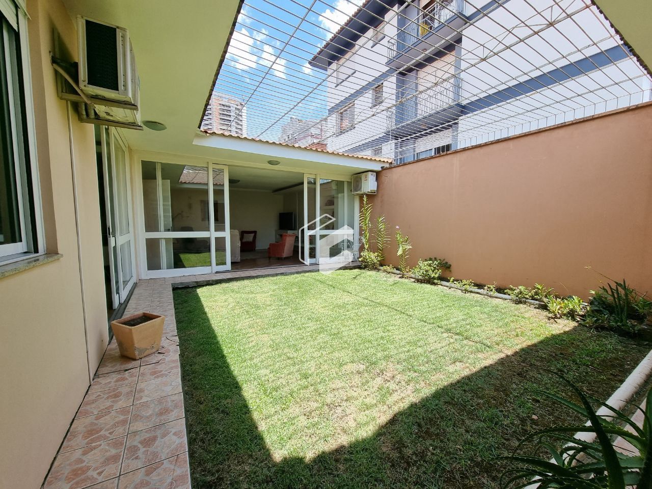 Casa à venda com 4 quartos, 282m² - Foto 15