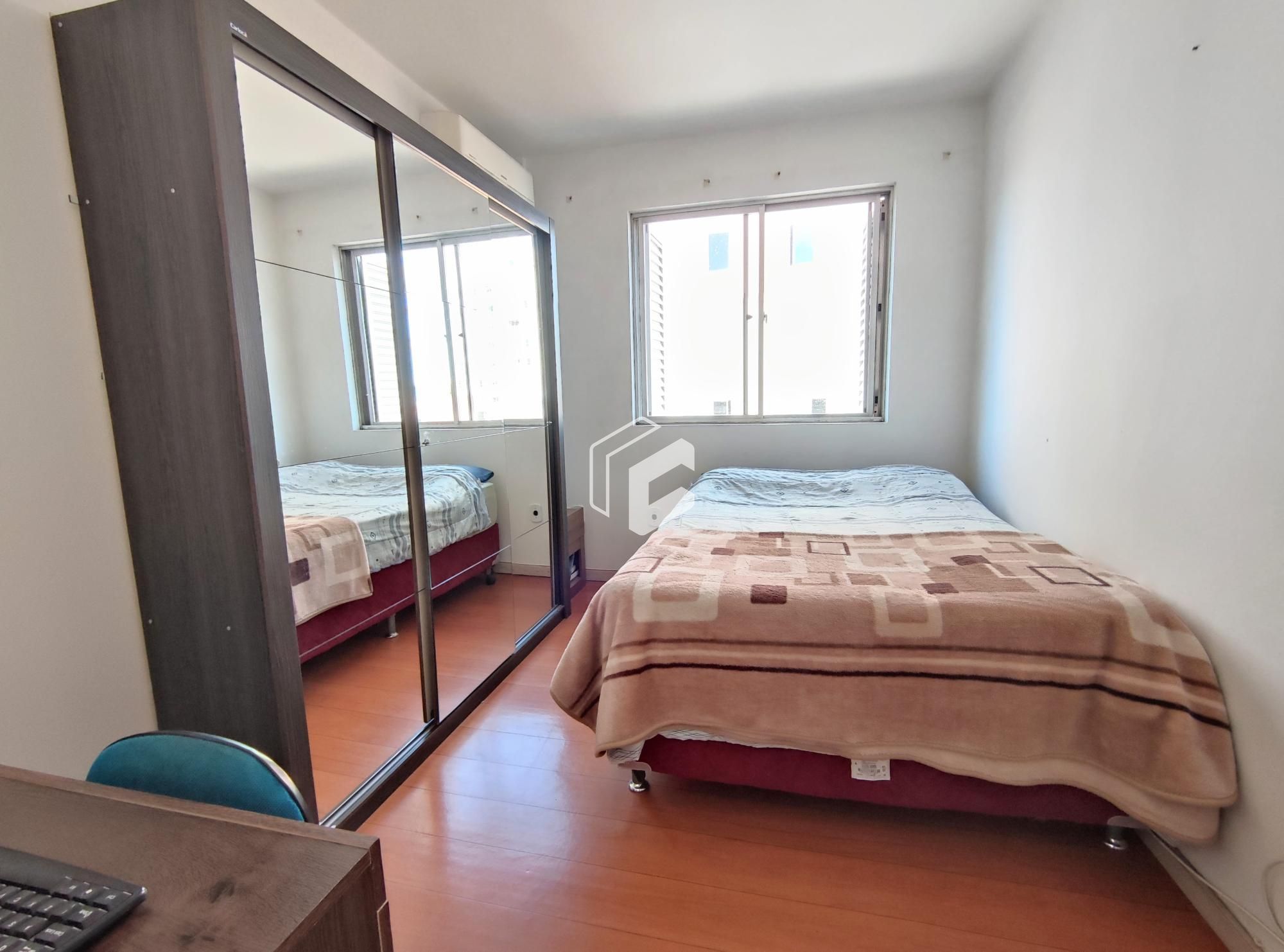 Apartamento à venda com 3 quartos, 92m² - Foto 9