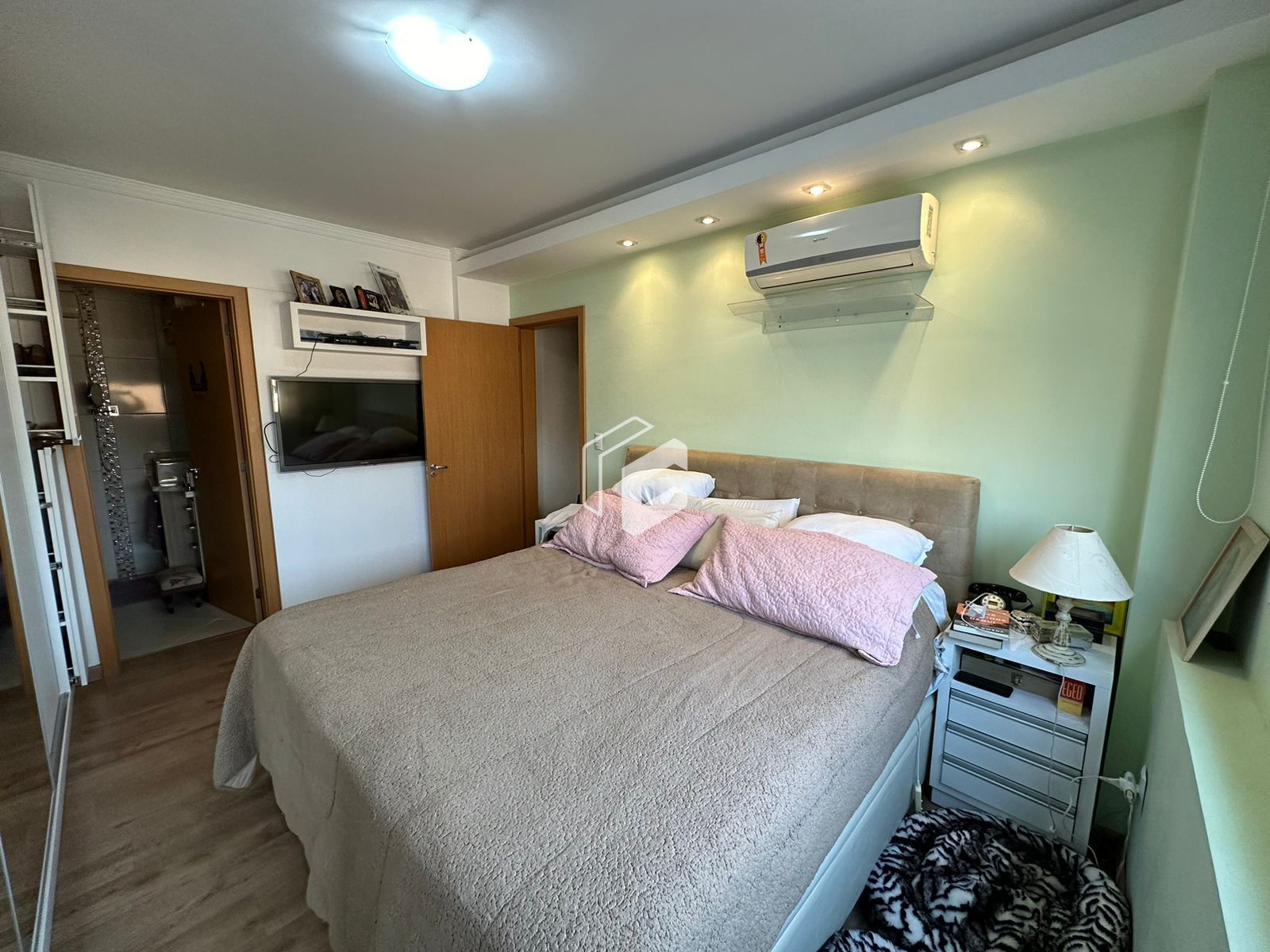 Apartamento à venda com 3 quartos, 102m² - Foto 10