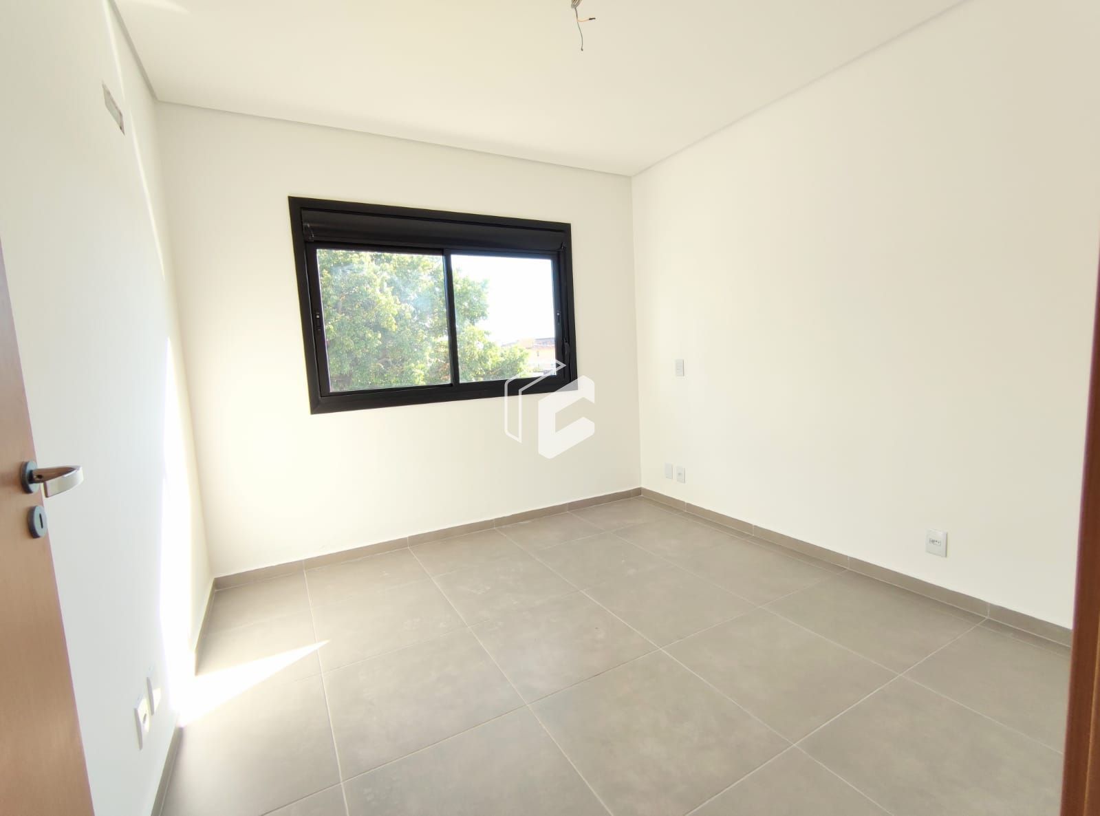 Apartamento à venda com 2 quartos, 52m² - Foto 11