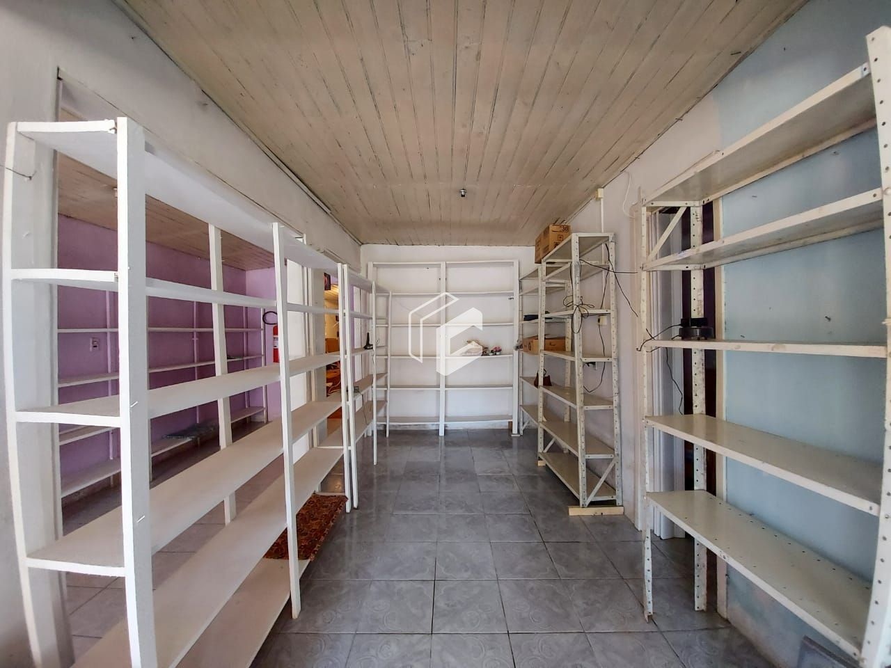 Casa à venda com 160m² na Travessa Antonio Borges, Lorenzi em Santa Maria,  RS