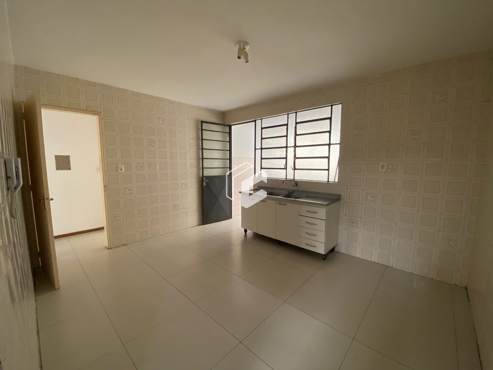 Apartamento para alugar com 2 quartos, 86m² - Foto 2