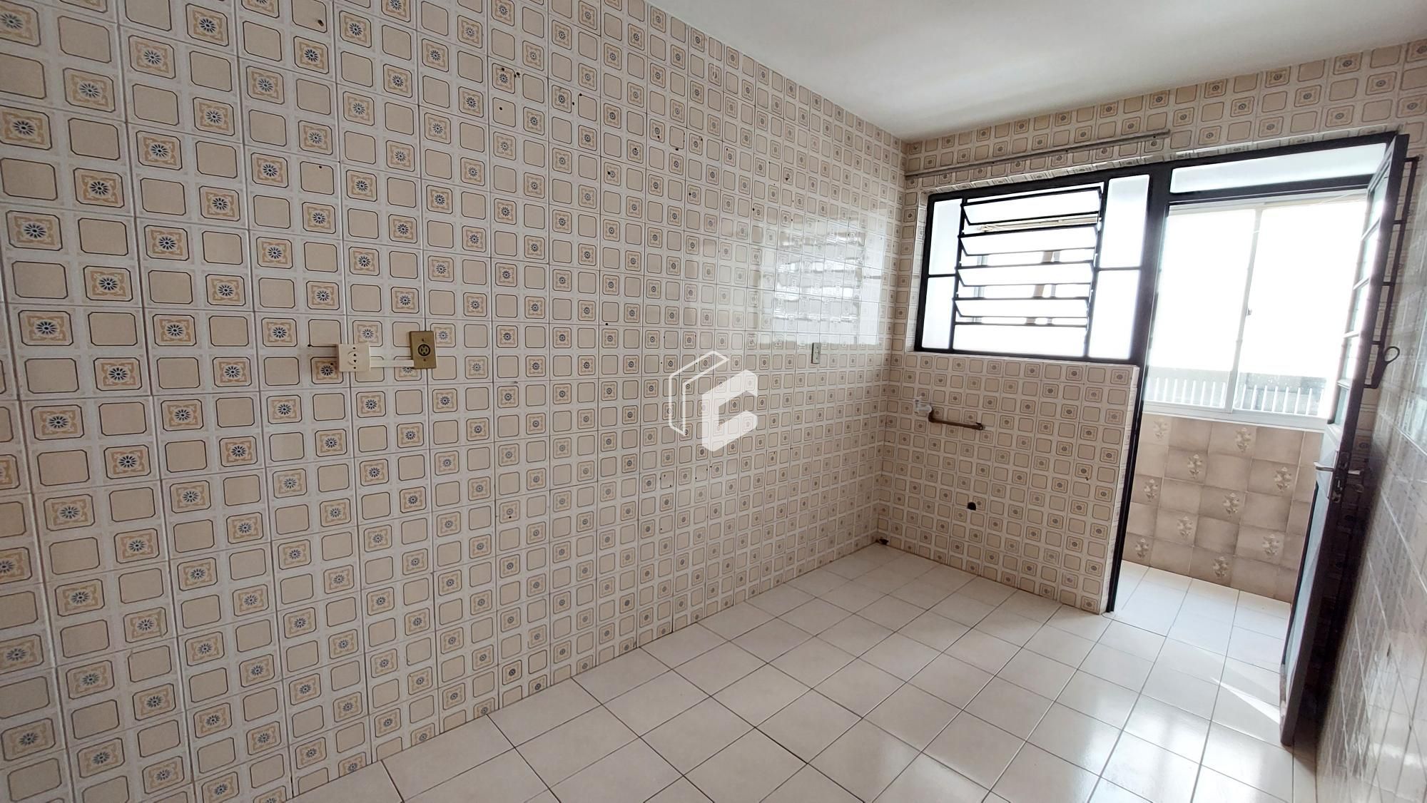 Apartamento para alugar com 2 quartos, 70m² - Foto 11