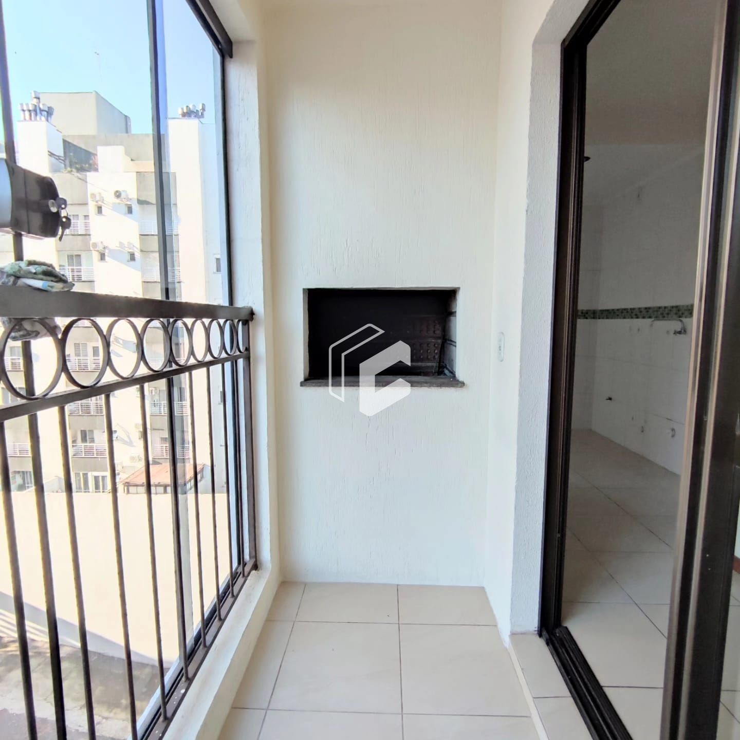 Apartamento à venda com 2 quartos, 60m² - Foto 5