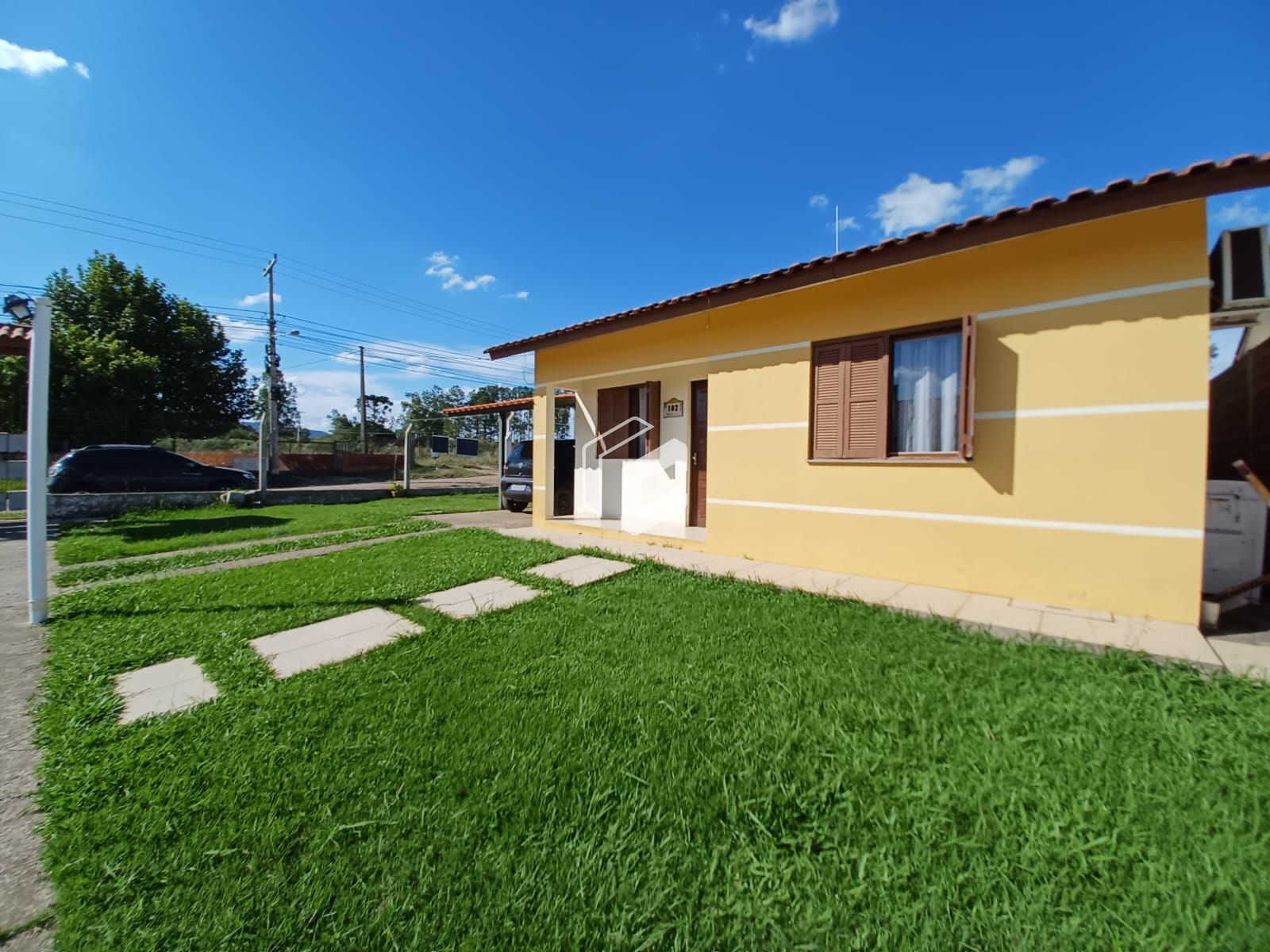 Casa de Condomínio à venda com 2 quartos, 81m² - Foto 1