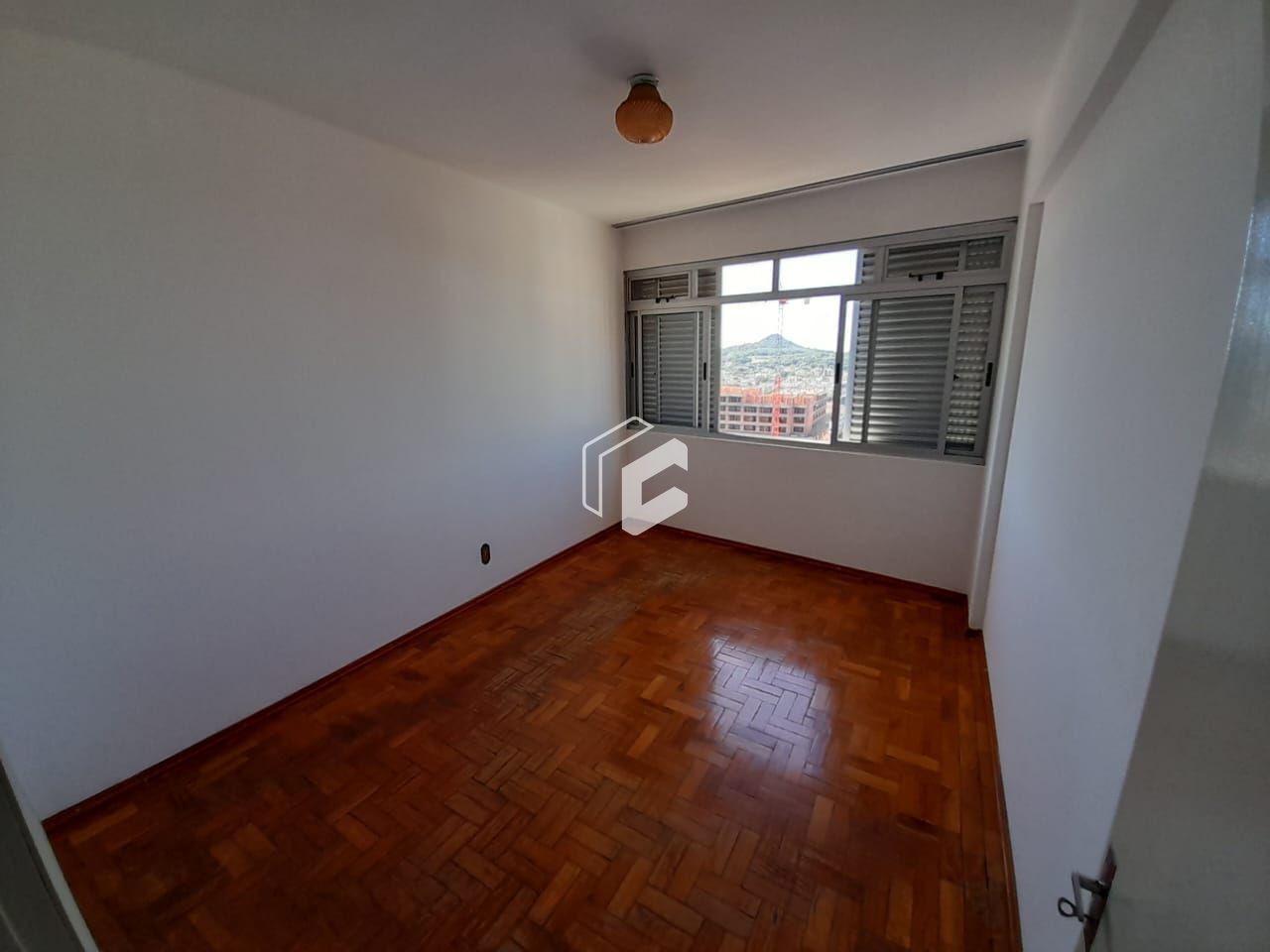 Apartamento à venda com 3 quartos, 107m² - Foto 10