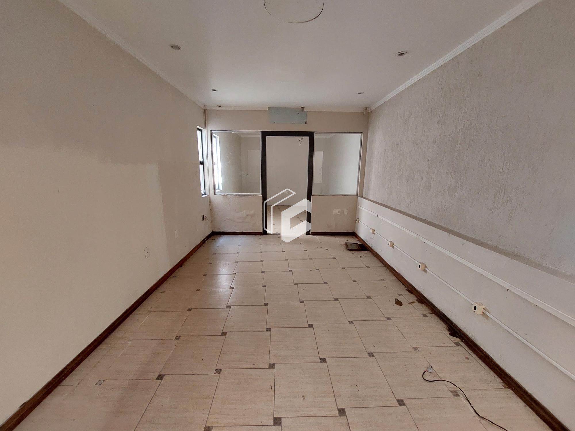 Conjunto Comercial-Sala à venda com 12 quartos, 243m² - Foto 17