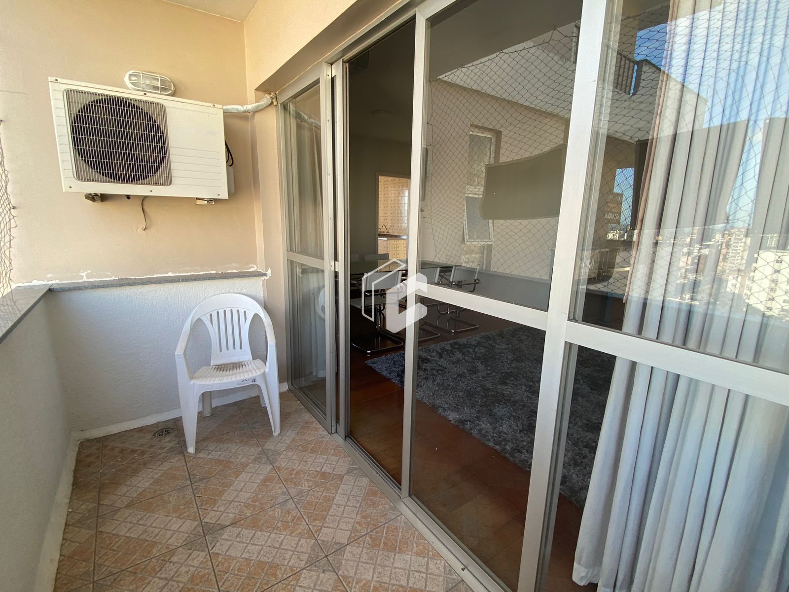 Apartamento à venda com 2 quartos, 122m² - Foto 9