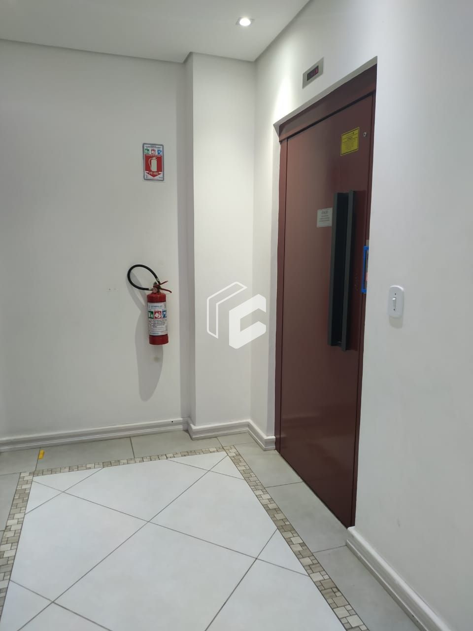 Apartamento à venda com 3 quartos, 130m² - Foto 4