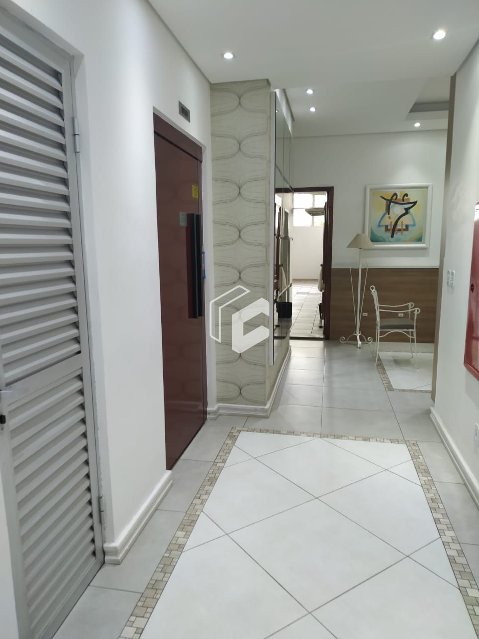 Apartamento à venda com 3 quartos, 130m² - Foto 3