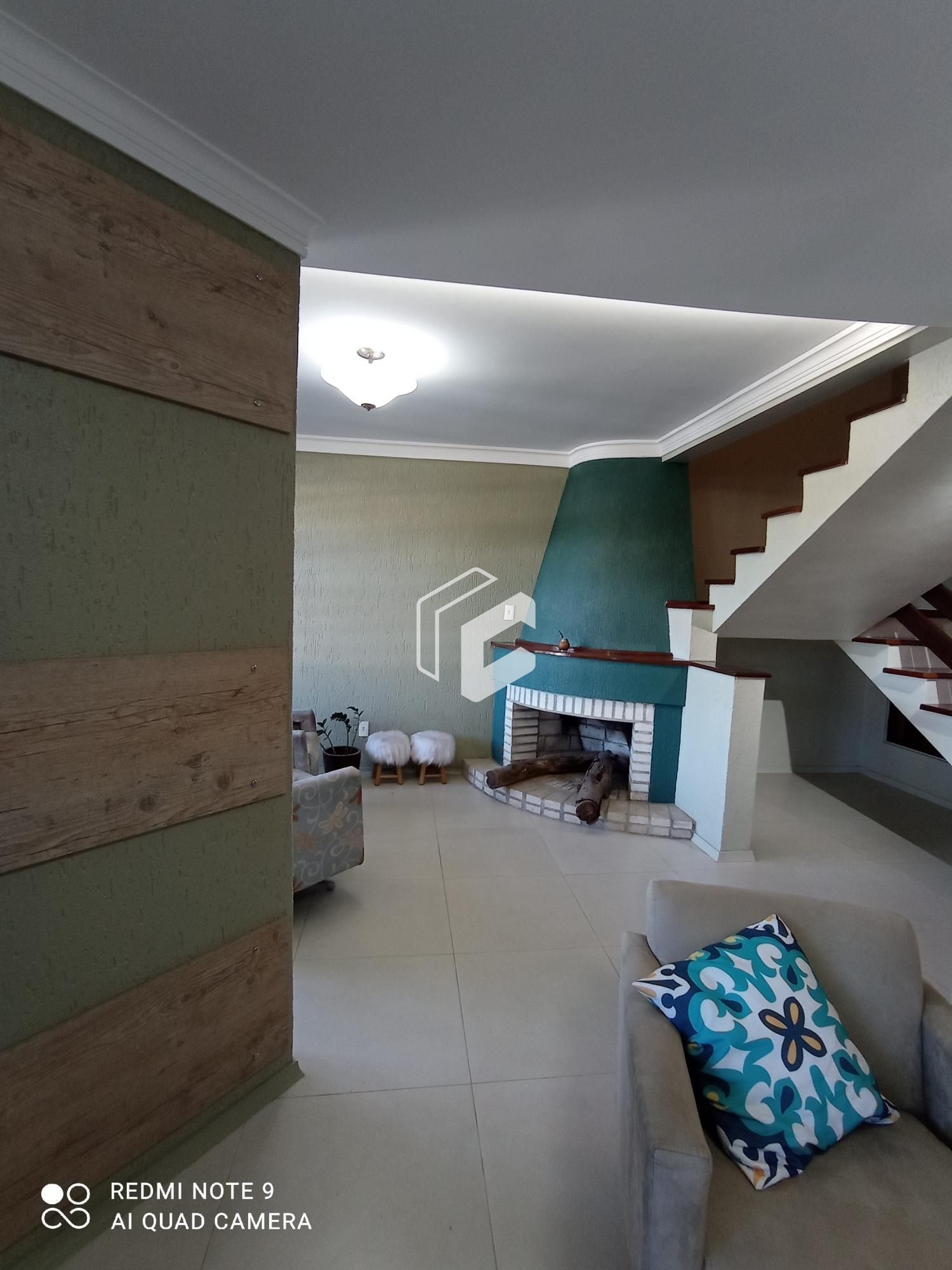 Casa à venda com 3 quartos, 193m² - Foto 4