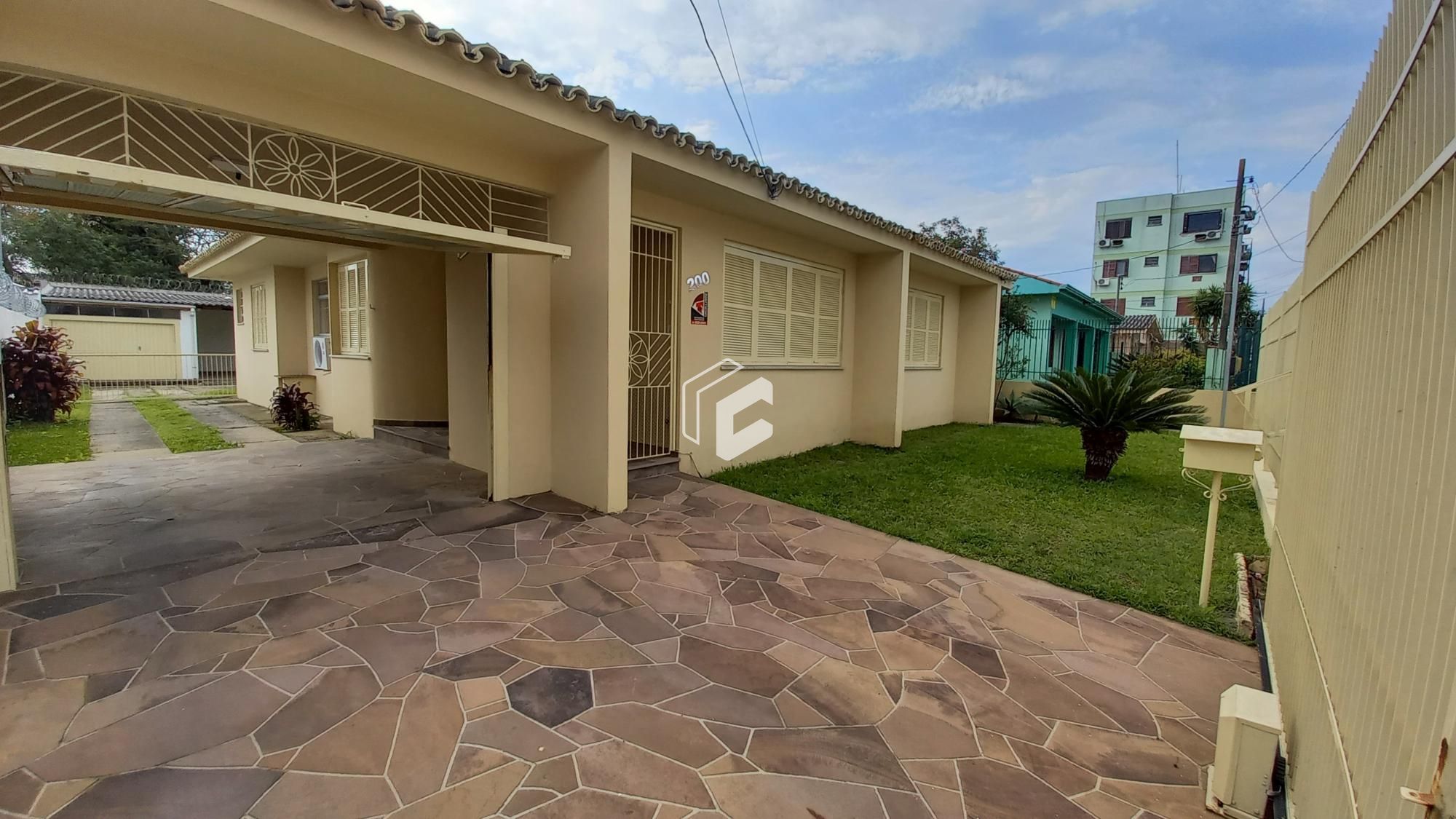 Casa, 3 quartos, 178 m² - Foto 1