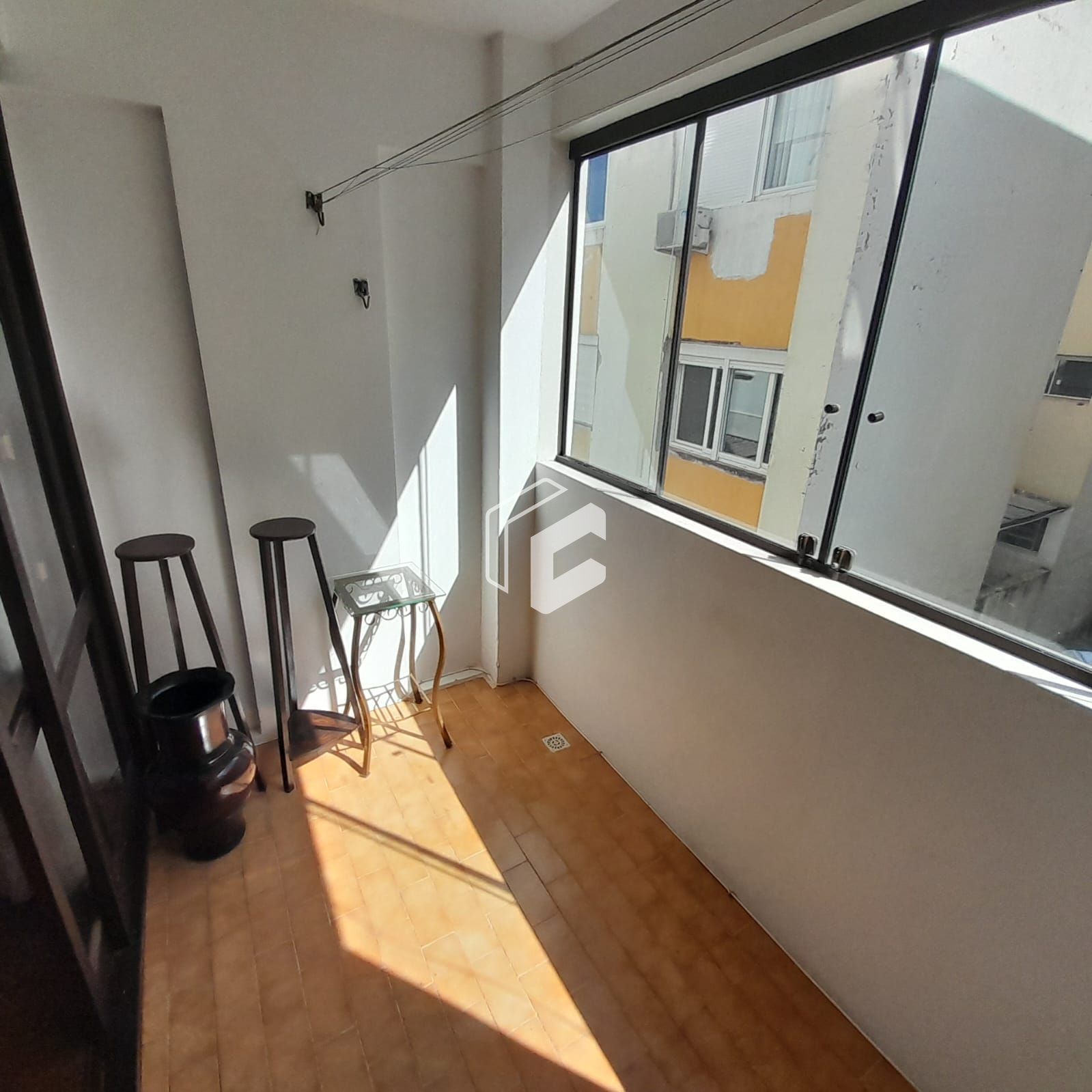 Apartamento para alugar com 2 quartos, 82m² - Foto 5