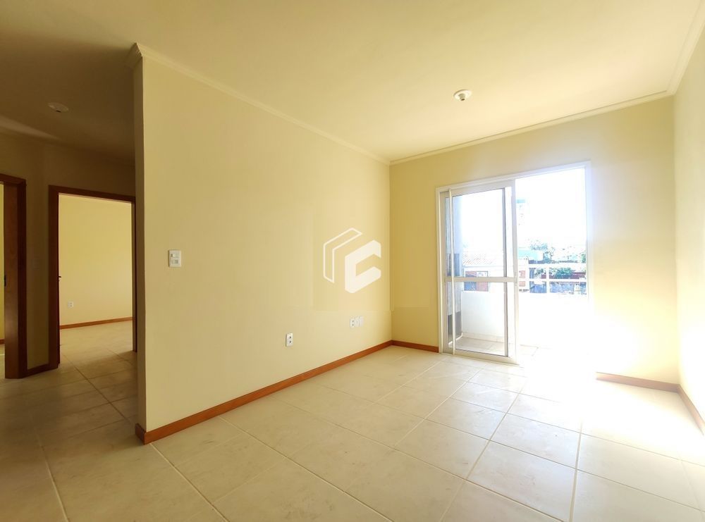 Apartamento à venda com 2 quartos, 70m² - Foto 2