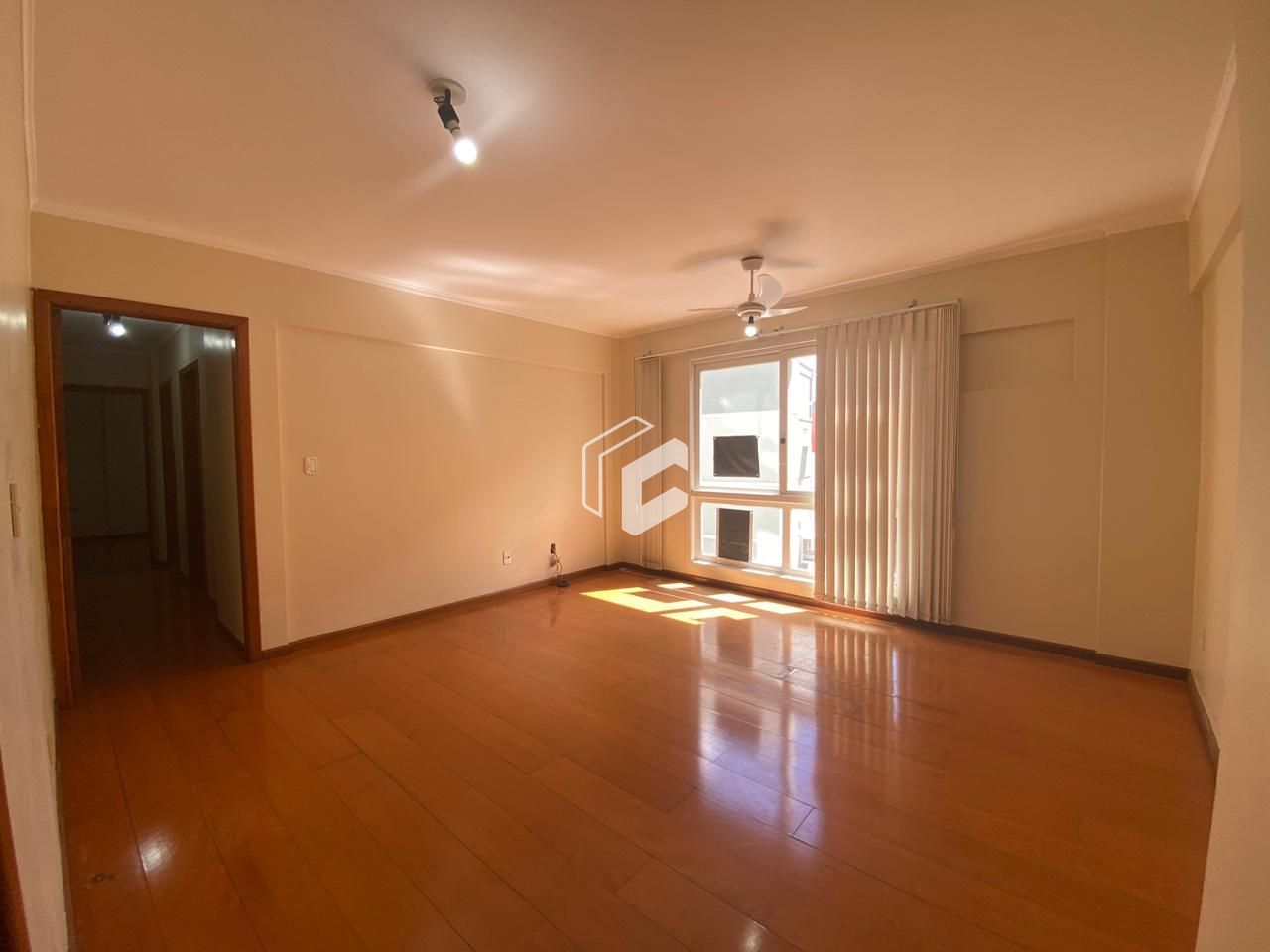 Apartamento à venda com 2 quartos, 87m² - Foto 2